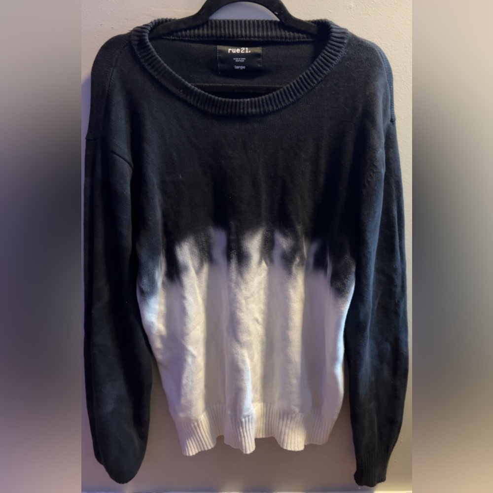 Rue21 Men’s Large Sweater